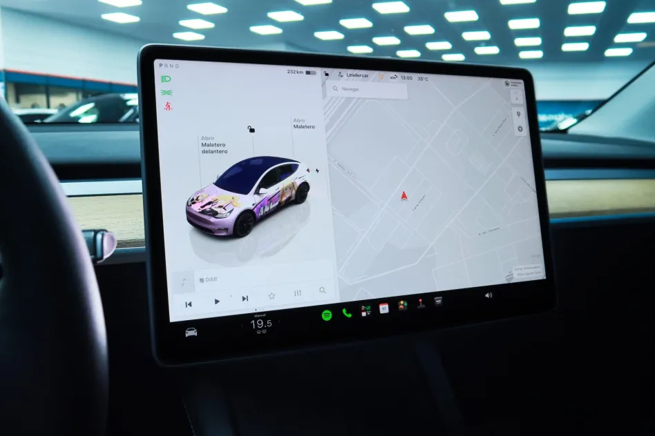 Tesla Model Y GRAN AUTONOMÍA 4WD 514CV