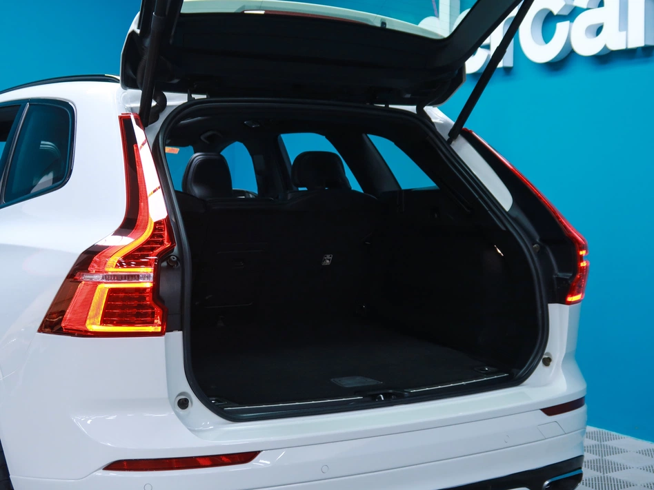Volvo Xc60 2.0 T6 AWD  RECHARGE R-DESIGN AUTO 350CV