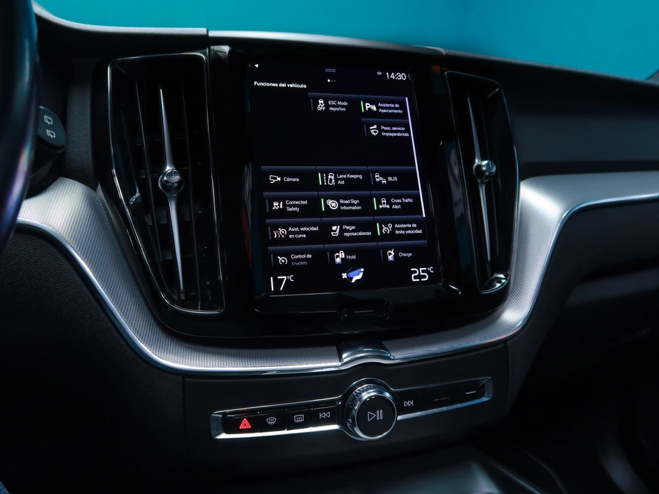 Volvo Xc60 2.0 T6 AWD  RECHARGE R-DESIGN AUTO 350CV