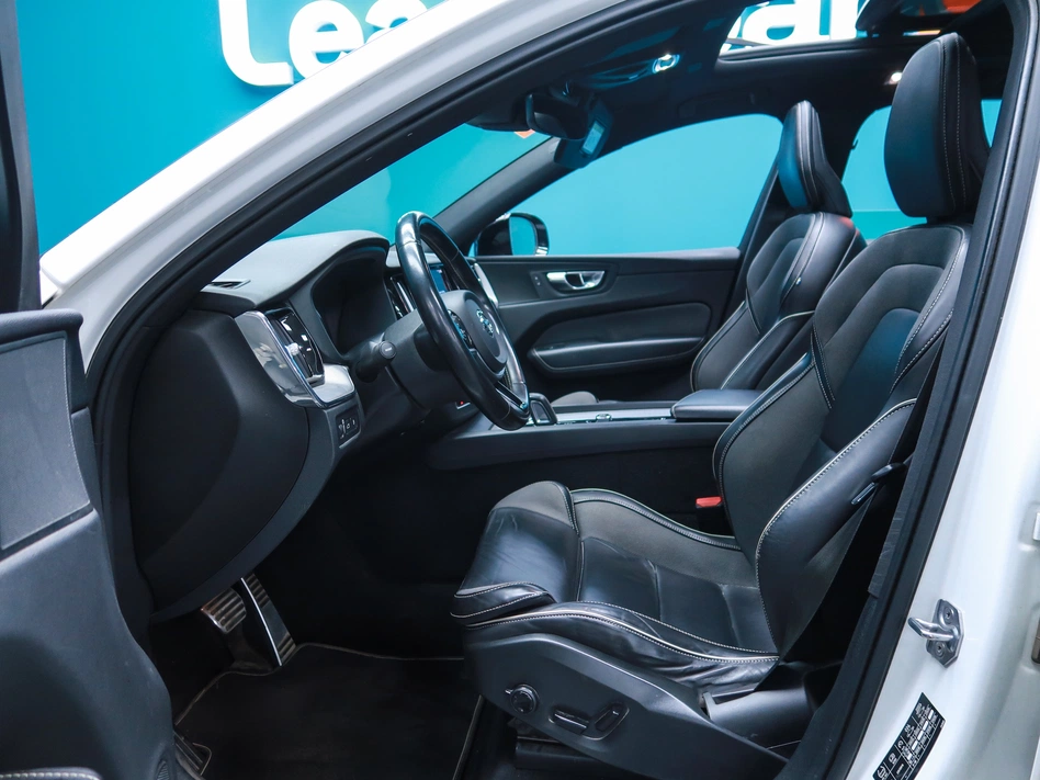 Volvo Xc60 2.0 T6 AWD  RECHARGE R-DESIGN AUTO 350CV