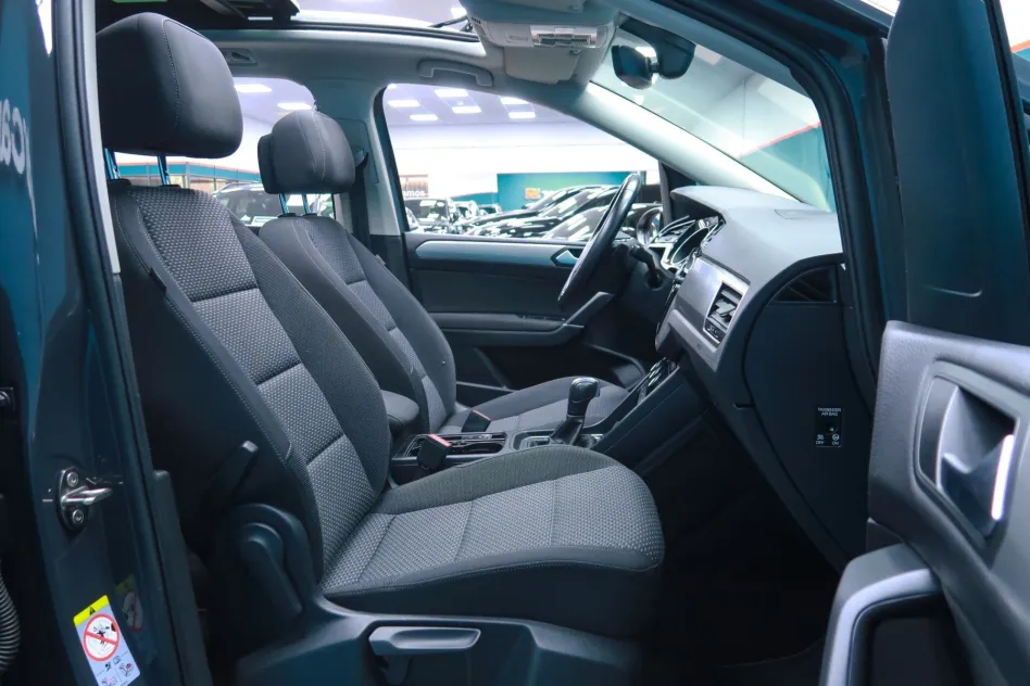 Volkswagen Touran ADVANCE 2.0 TDI 150CV DSG