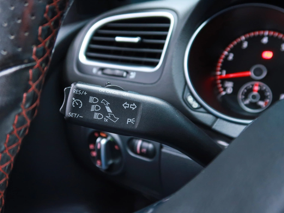 Volkswagen Golf GTI CABRIO 2.0 TSI 210CV