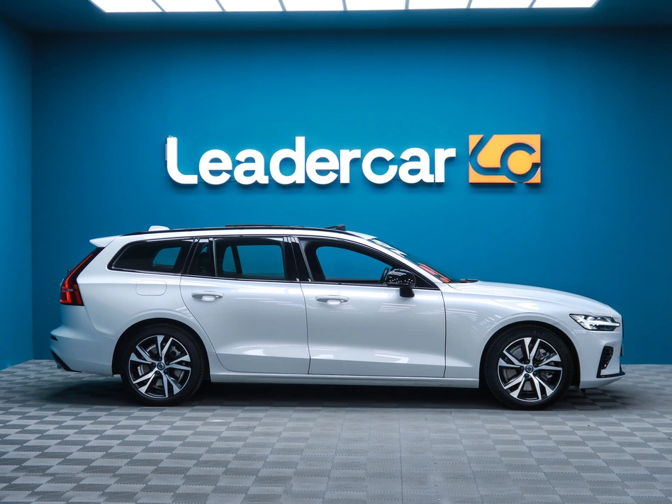 Volvo V60 2.0 T8 AWD R DESIGN AUTO 398CV