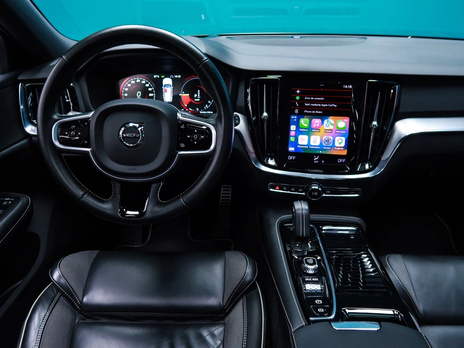 Volvo V60 2.0 T8 AWD R DESIGN AUTO 398CV