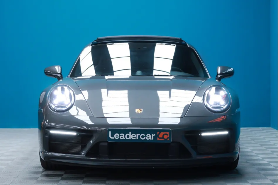 Porsche 911 CARRERA 4 GTS 480CV