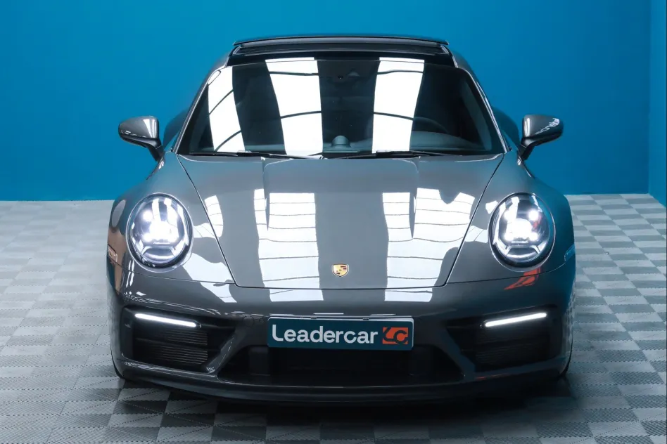 Porsche 911 CARRERA 4 GTS 480CV