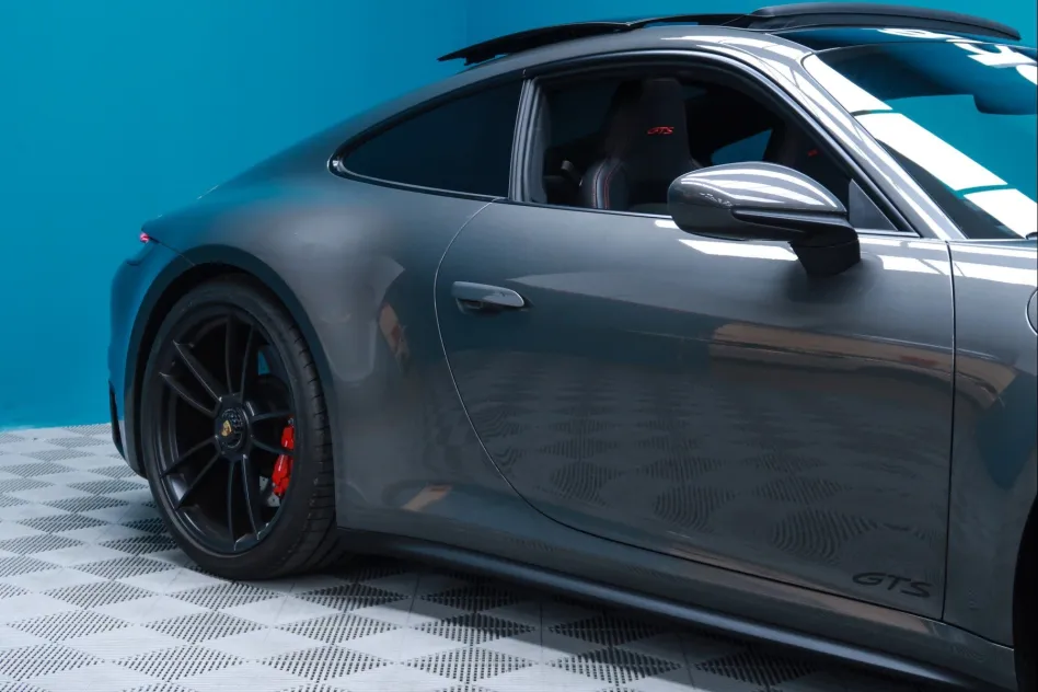 Porsche 911 CARRERA 4 GTS 480CV