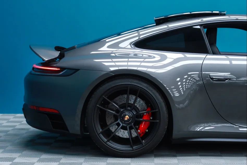 Porsche 911 CARRERA 4 GTS 480CV