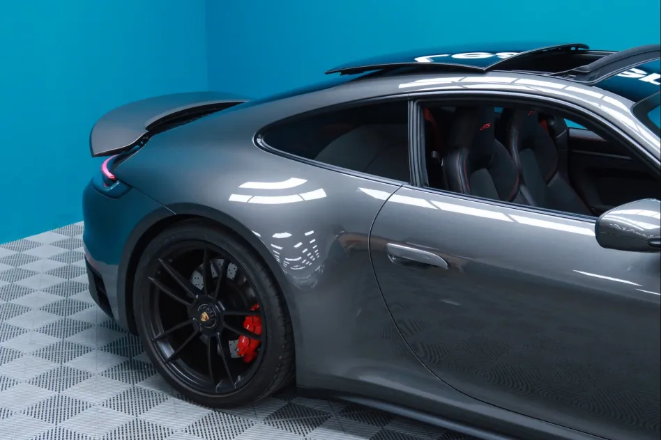 Porsche 911 CARRERA 4 GTS 480CV