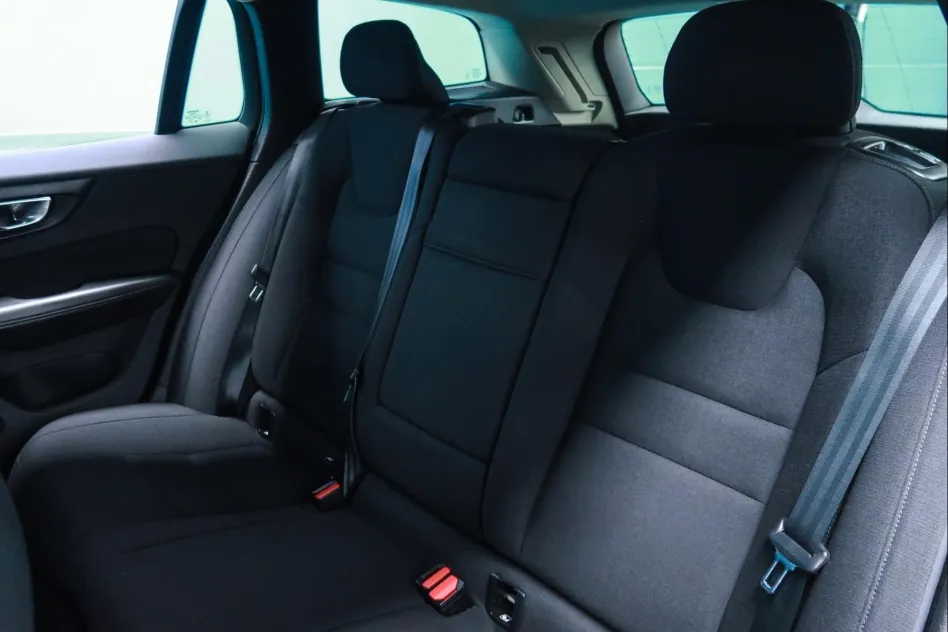 Volvo V60 2.0 T8 WAD RECHARGE INSCRIPTION EXP AUTO