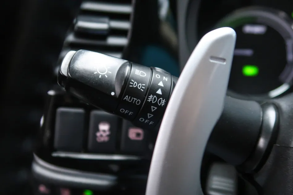 Mitsubishi Outlander 2.0 PLUG-IN HYBRID PHEV KAITEKI AWD