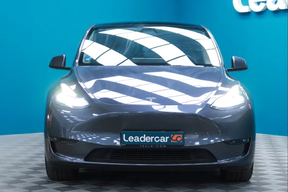 Tesla Model Y DUAL MOTOR GRAN AUTONOMíA 4WD