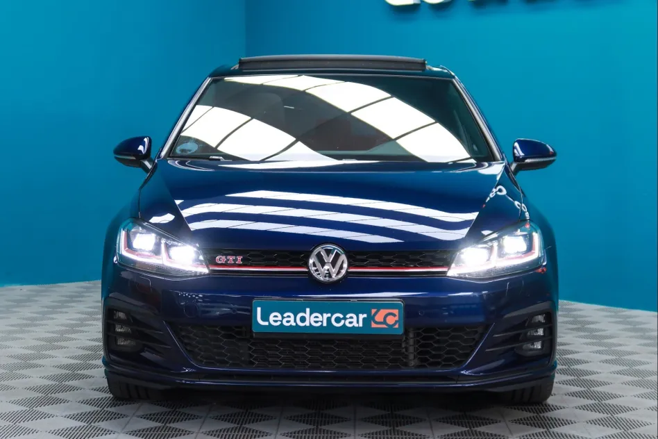 Volkswagen Golf GTI PERFORMANCE 2.0 TSI DSG 245CV