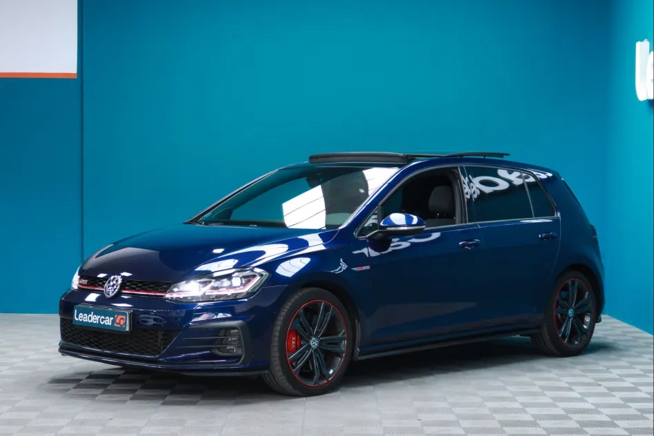 Volkswagen Golf GTI PERFORMANCE 2.0 TSI DSG 245CV