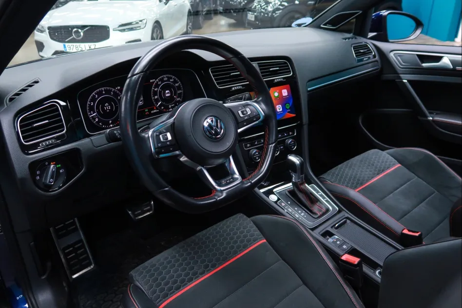 Volkswagen Golf GTI PERFORMANCE 2.0 TSI DSG 245CV