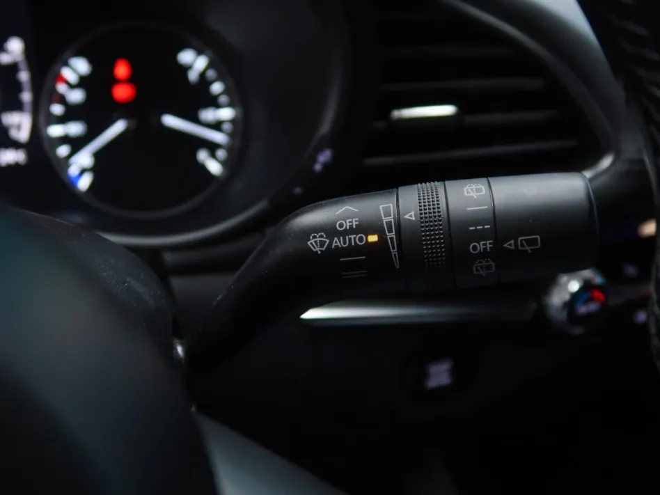 Mazda Mazda 3 e SKYACTIVE G 122CV ZENITH