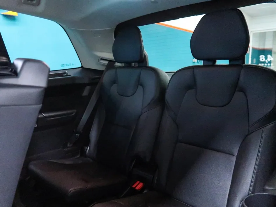 Volvo Xc90 2.0 D5 AWD MOMENTUM AUTO 235CV