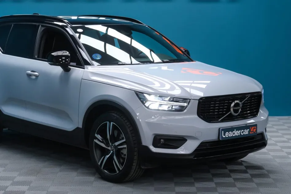 Volvo Xc40 1.5 T5 TWIN RECHARGE R-DESIGN AUTO 262CV