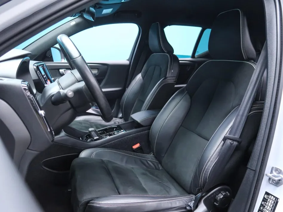 Volvo Xc40 1.5 T5 TWIN RECHARGE R-DESIGN AUTO 262CV