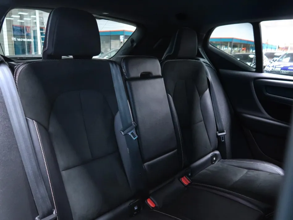 Volvo Xc40 1.5 T5 TWIN RECHARGE R-DESIGN AUTO 262CV