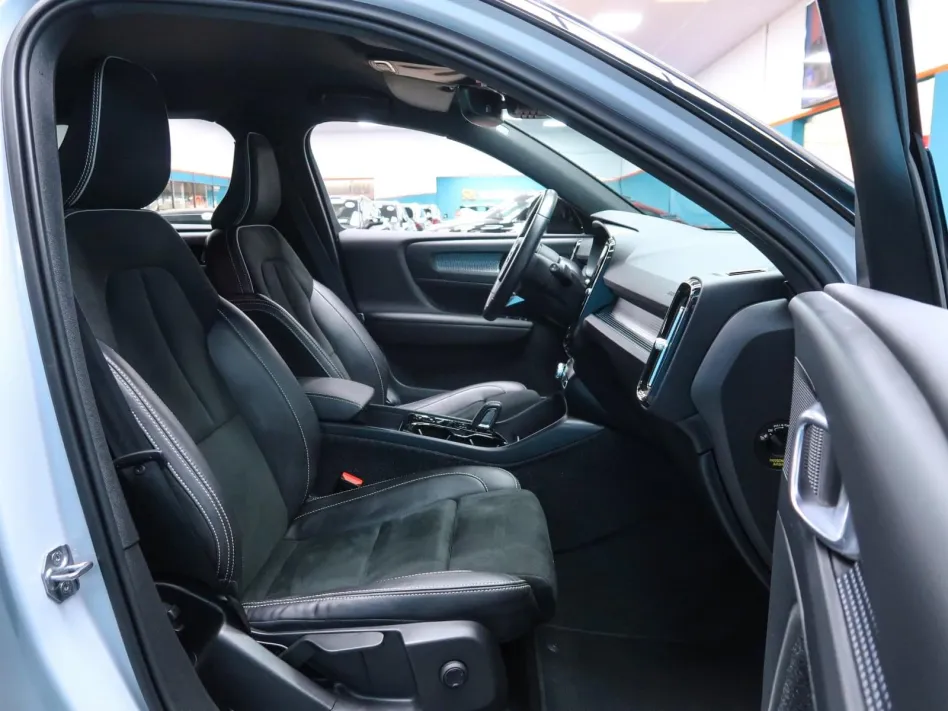 Volvo Xc40 1.5 T5 TWIN RECHARGE R-DESIGN AUTO 262CV