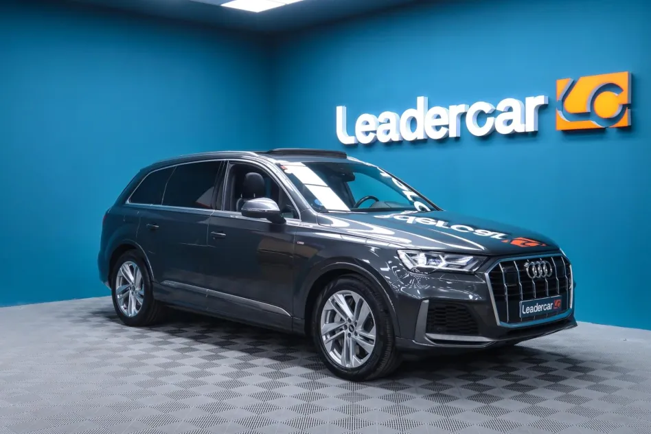 Audi Q7 S LINE 55 TFSIE 381CV QUATTRO