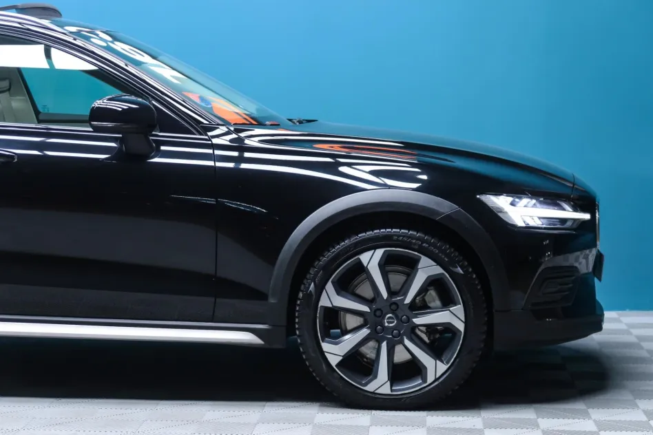 Volvo V60 Cross Country B5 AWD CROSS COUNTRY PRO AUTO 250CV