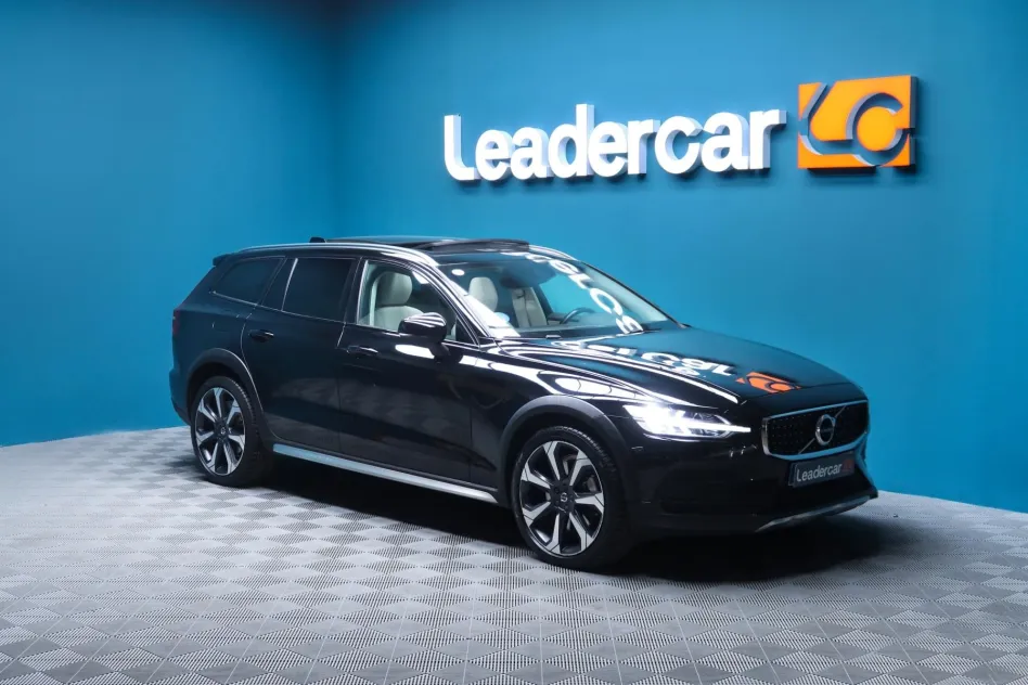 Volvo V60 Cross Country B5 AWD CROSS COUNTRY PRO AUTO 250CV