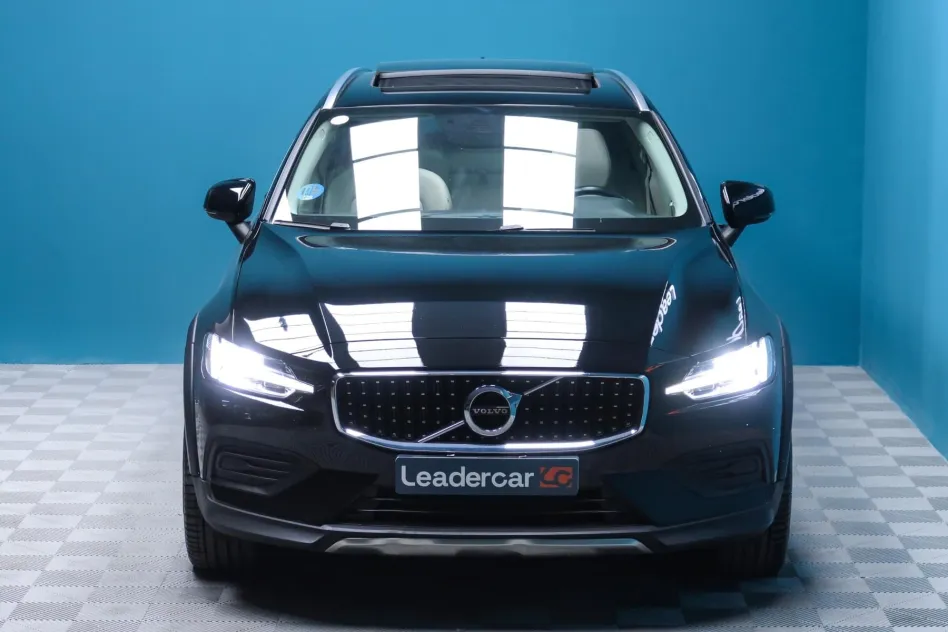 Volvo V60 Cross Country B5 AWD CROSS COUNTRY PRO AUTO 250CV