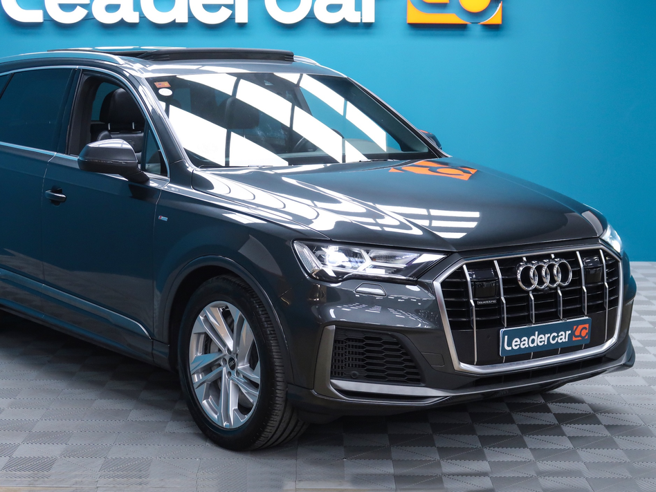 Audi Q7 S LINE 55 TFSIE 381CV QUATTRO