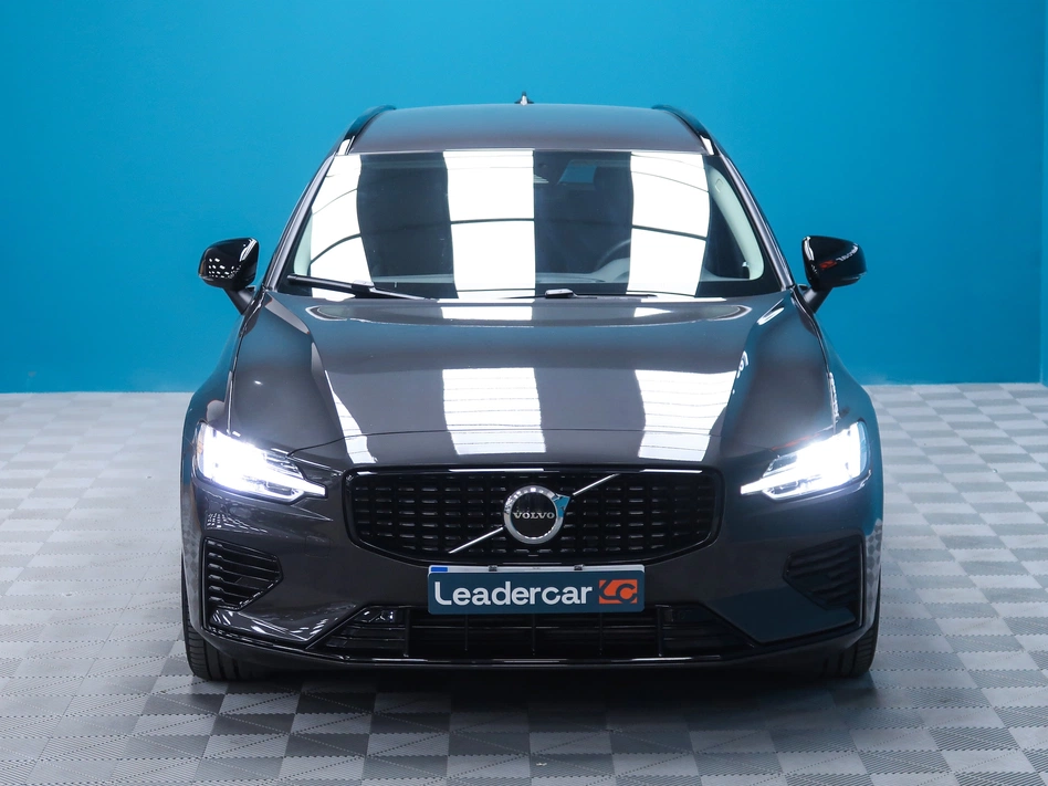 Volvo V60 2.0 T6 AWD RECHARGE PLUS DARK AUTO 350CV