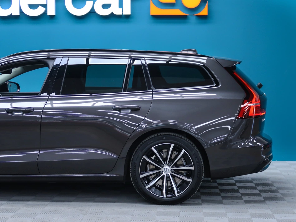 Volvo V60 2.0 T6 AWD RECHARGE PLUS DARK AUTO 350CV