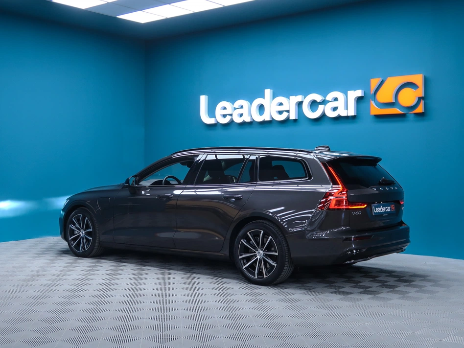 Volvo V60 2.0 T6 AWD RECHARGE PLUS DARK AUTO 350CV