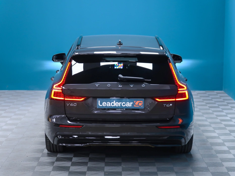 Volvo V60 2.0 T6 AWD RECHARGE PLUS DARK AUTO 350CV