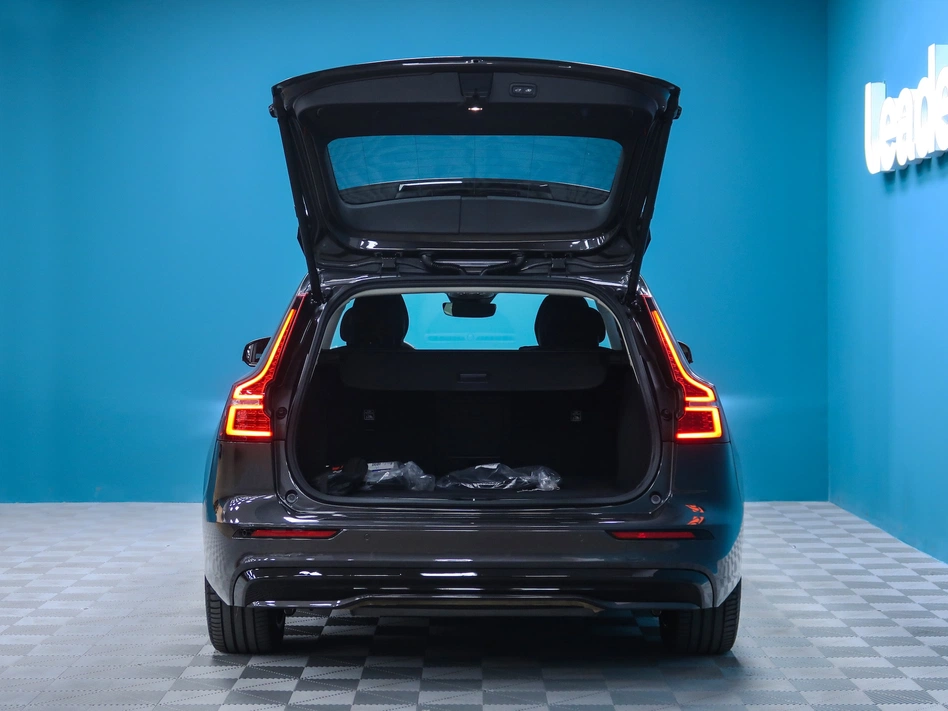 Volvo V60 2.0 T6 AWD RECHARGE PLUS DARK AUTO 350CV