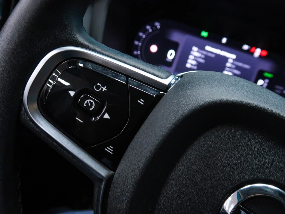 Volvo V60 2.0 T6 AWD RECHARGE PLUS DARK AUTO 350CV