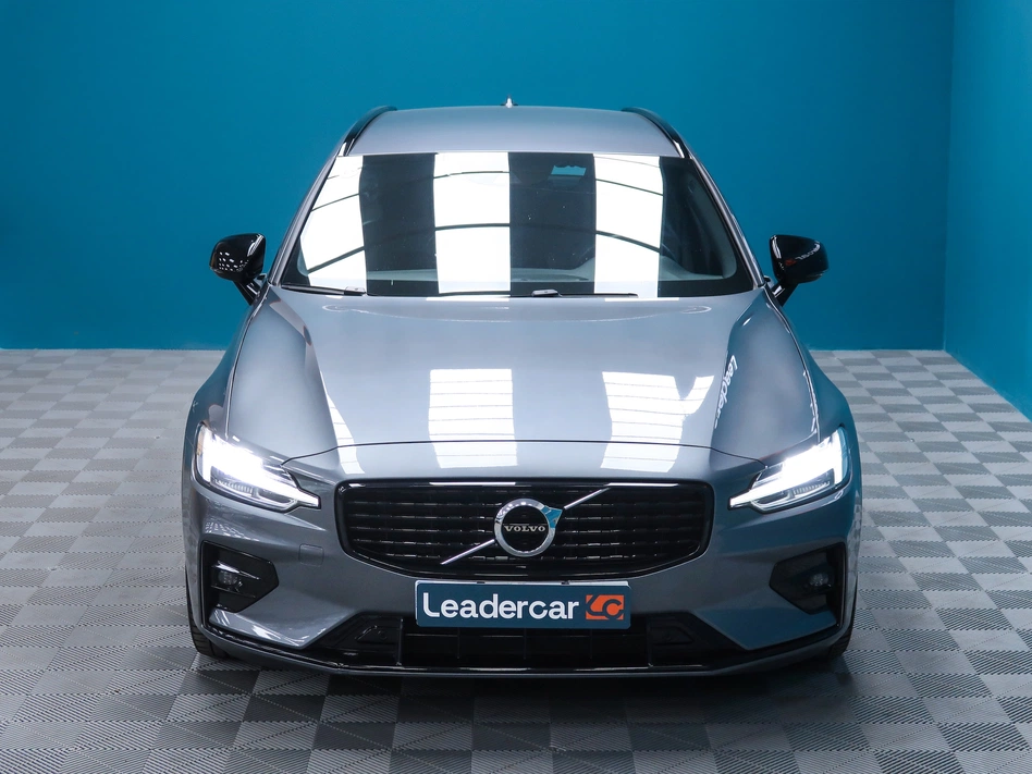 Volvo V60 2.0 B4 (D) R-DESIGN AUTO 197CV