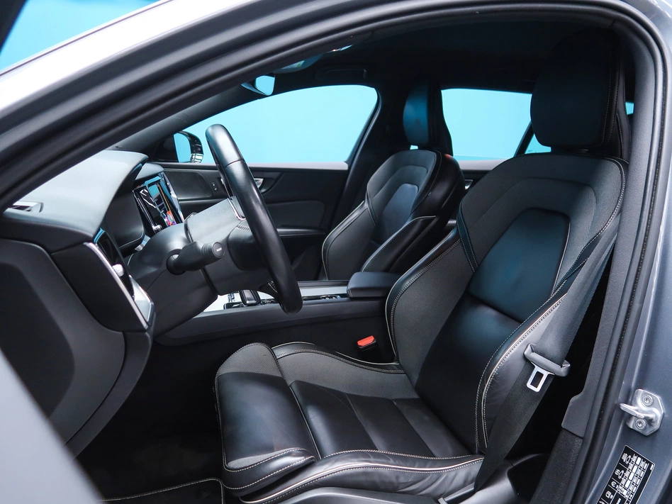 Volvo V60 2.0 B4 (D) R-DESIGN AUTO 197CV
