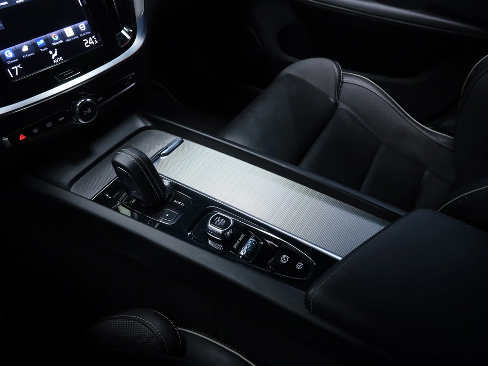 Volvo V60 2.0 B4 (D) R-DESIGN AUTO 197CV