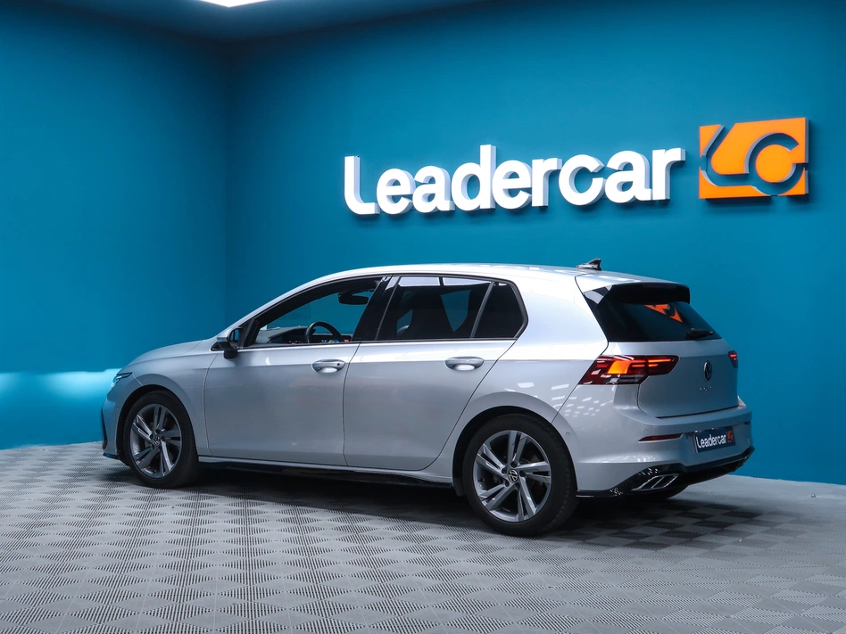 Volkswagen Golf R-LINE 2.0 TDI 150CV DSG