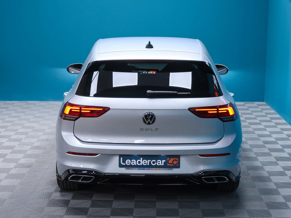 Volkswagen Golf R-LINE 2.0 TDI 150CV DSG