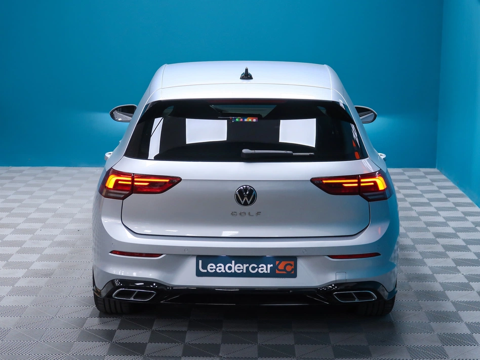 Volkswagen Golf R-LINE 2.0 TDI 150CV DSG