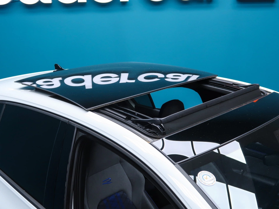 Volkswagen Golf R 2.0 TSI 320CV DSG