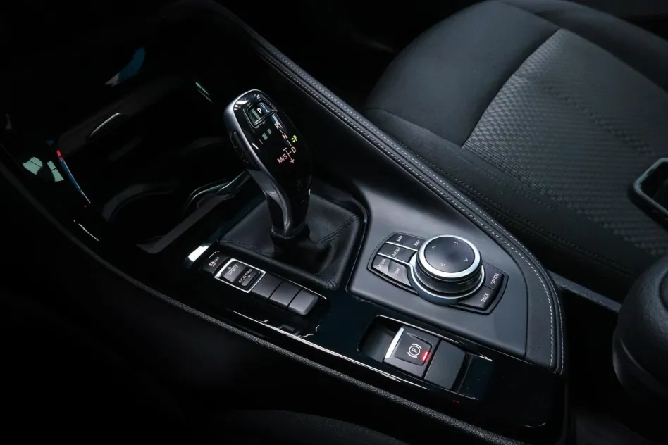 BMW X2 SDRIVE18I 140CV