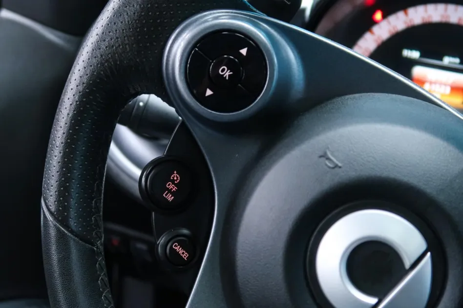 Smart Fortwo 0.9 TURBO BASIS PASSION 90CV