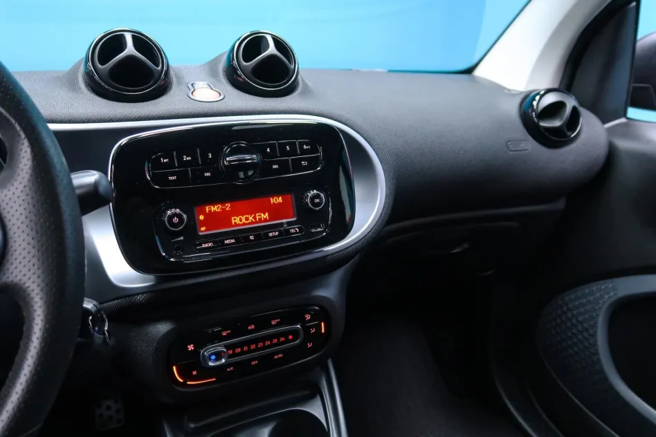 Smart Fortwo 0.9 TURBO BASIS PASSION 90CV