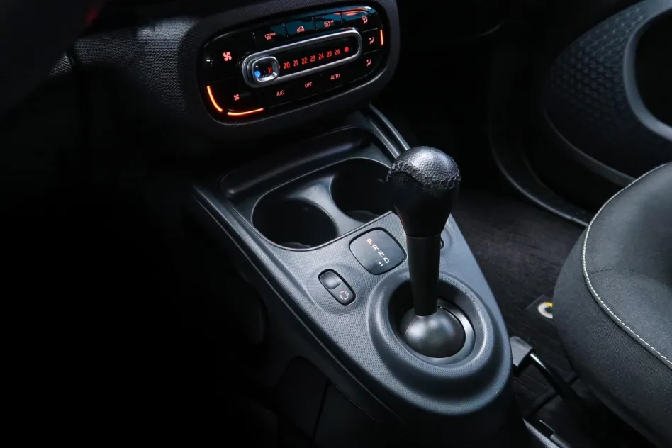 Smart Fortwo 0.9 TURBO BASIS PASSION 90CV