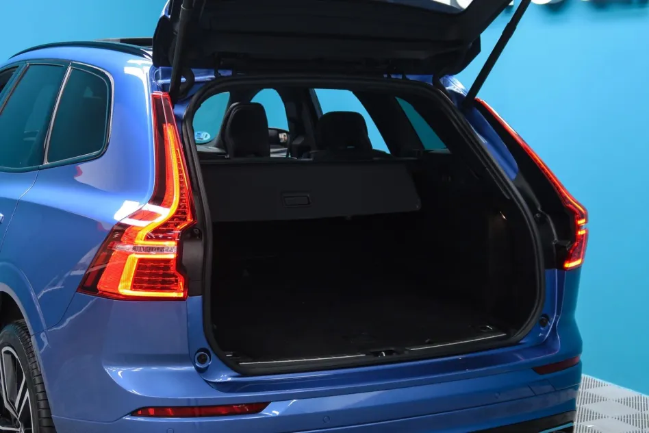 Volvo Xc60 2.0 B5 D AWD R-DESING AUTO 235CV