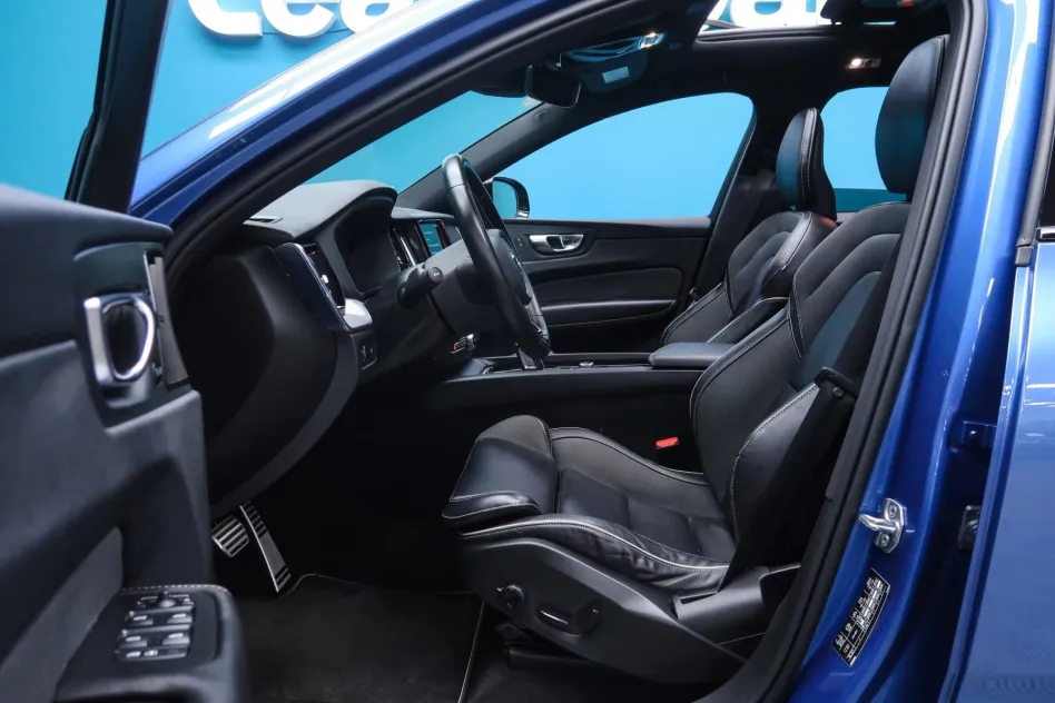Volvo Xc60 2.0 B5 D AWD R-DESING AUTO 235CV