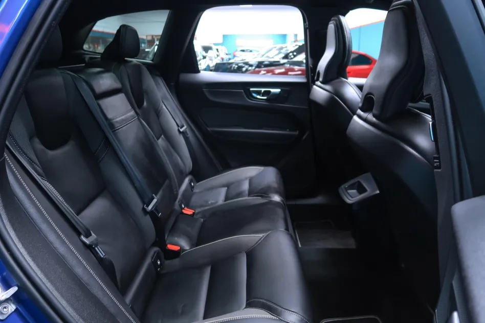 Volvo Xc60 2.0 B5 D AWD R-DESING AUTO 235CV